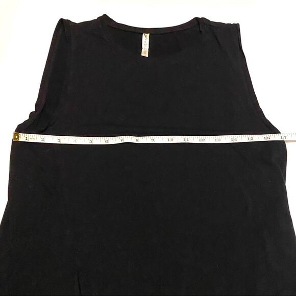 Fabletics Asymmetrical Split Bottom Activewear Tank Top Women’s S Small - Picture 6 of 7